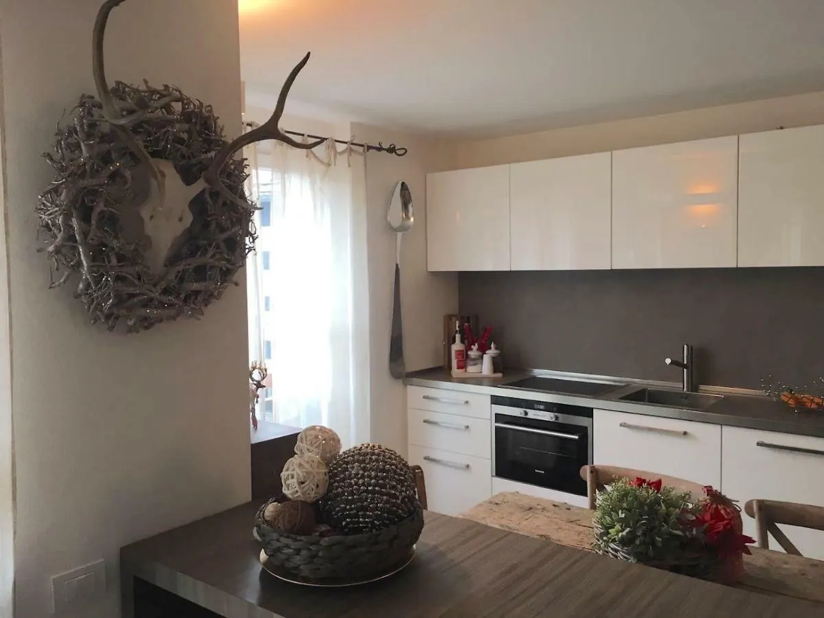 A Casa Di Romeo Apartment Madesimo Italy